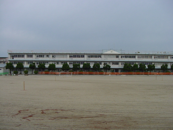 クレイドルガーデン久留米市善導寺町与田第6-1号棟(久留米市立屏水中学校)