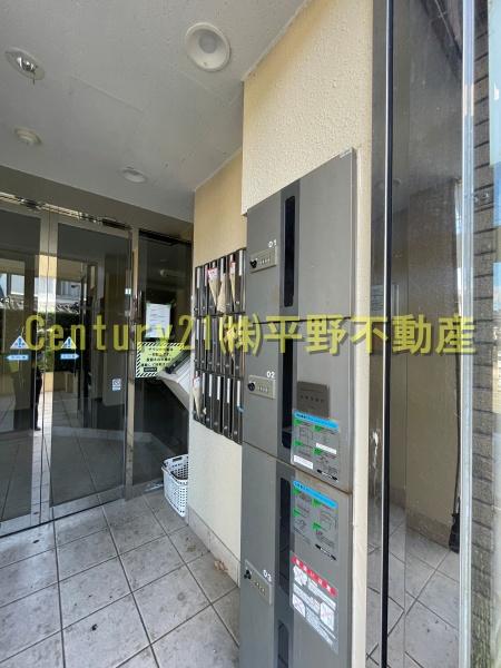 アルファルファ A棟(エントランス)