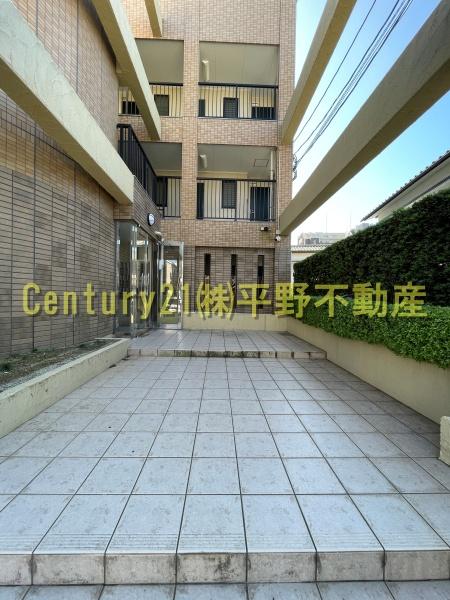 アルファルファ A棟(エントランス)