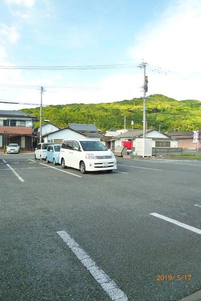 クレセント・モア