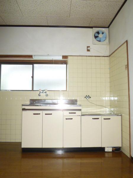 荒木町貸家C