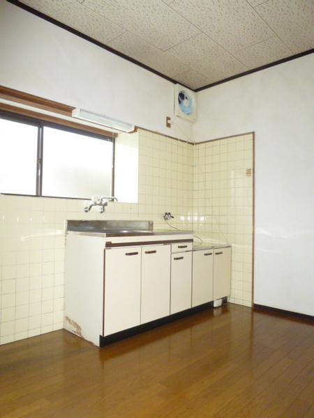 荒木町貸家C