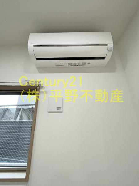 THENOBLES聖マリア病院前
