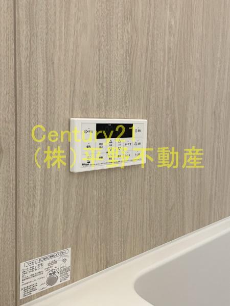 THENOBLES聖マリア病院前