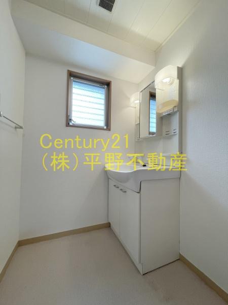 駅前本社ビル
