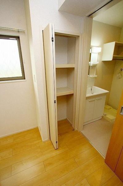 フランフランサクラ　B棟