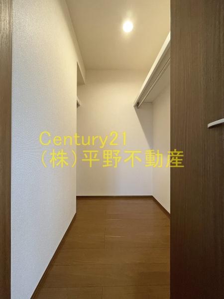 ワレア城前　A棟