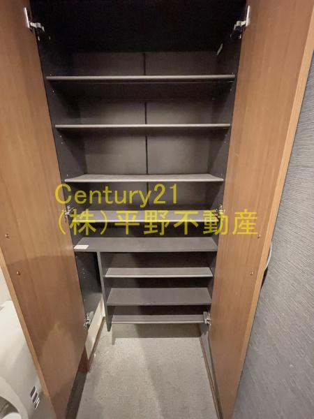 ワレア城前　A棟