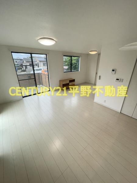 秋吉貸家
