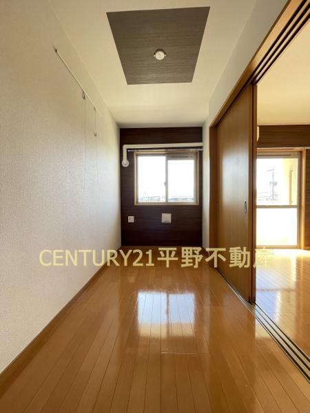 カシスコート大鳥居