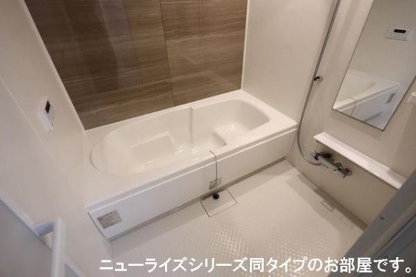 メゾン・ヴィラージュ　2番館