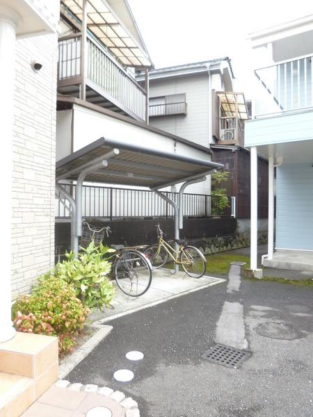 エレガンス山川2