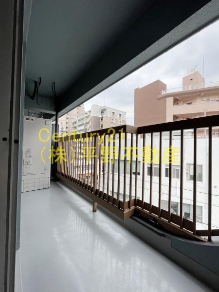 R-BLDG02