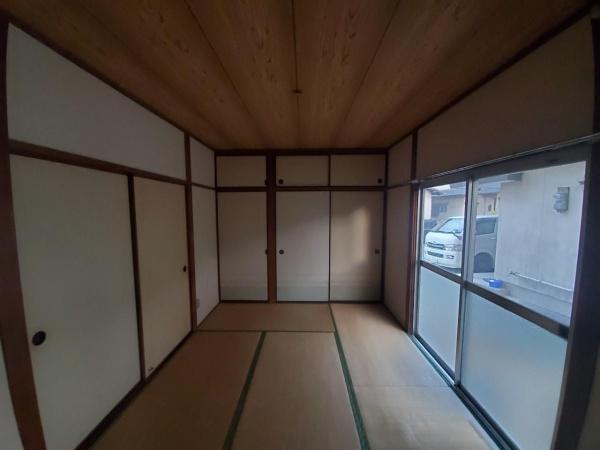 久留米市国分町の貸家