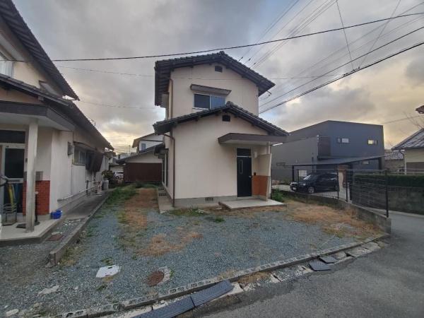 久留米市国分町の貸家