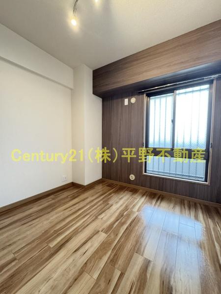 パークレーン六ツ門