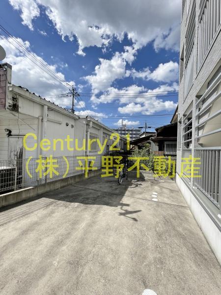 ラルヴェール試験場前1