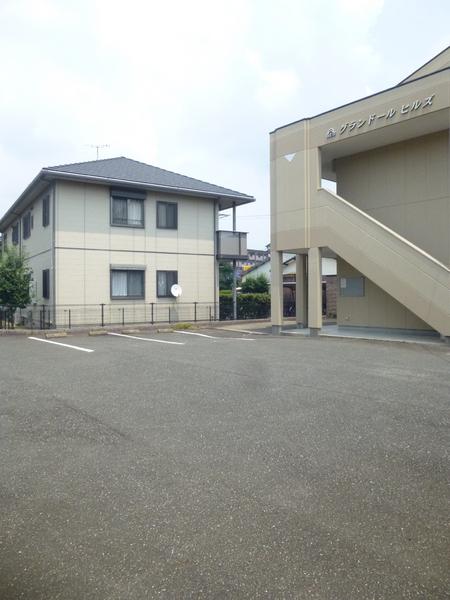 グランドールヒルズ