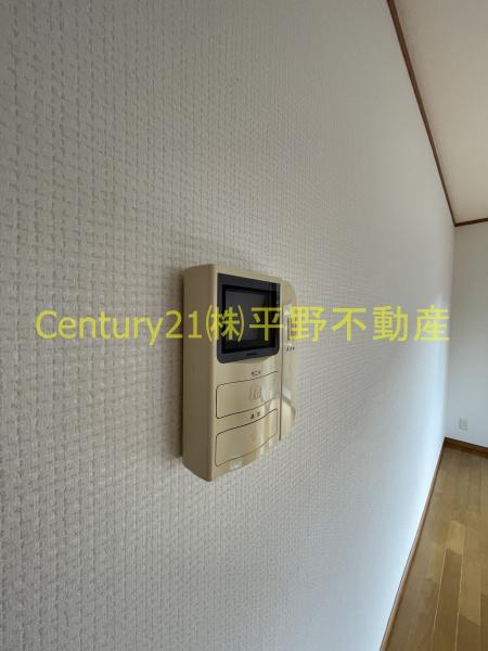 クローバー岡