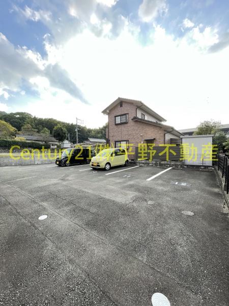 クローバー岡