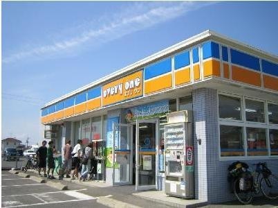 ピエス(エブリワン高良内店)
