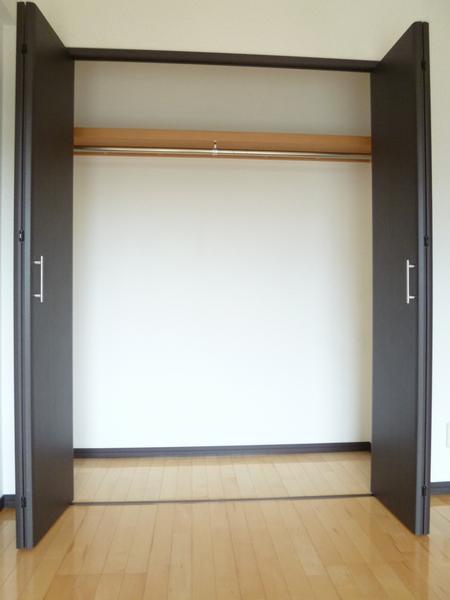 アーニスト国分