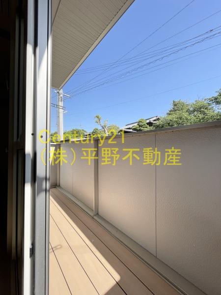 ワレア城前　B棟