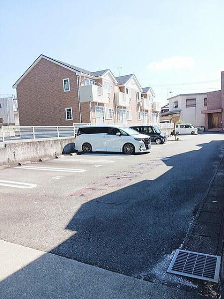 ラシーヌ伍番館