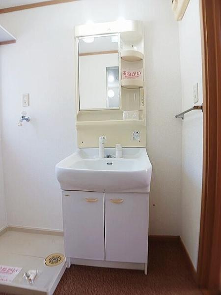 ラシーヌ伍番館
