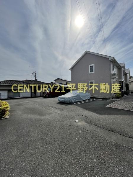 ライジングサン山ノ上(駐車場)
