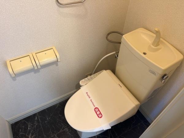 コスモスコート　B棟