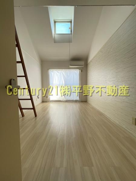 シャトレ隈1(リビング)