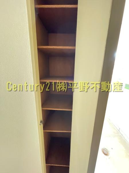 シャトレ隈1(収納)