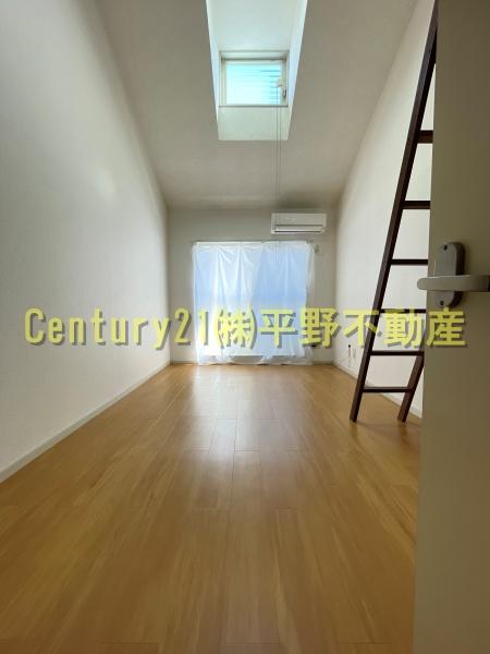 シャトレ隈1(リビング)