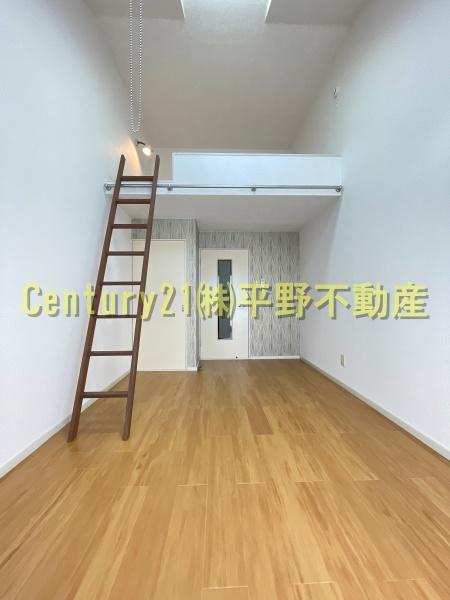 シャトレ隈1(リビング)