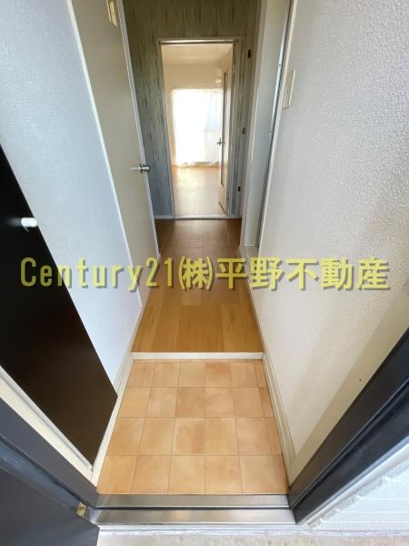 シャトレ隈1(玄関)