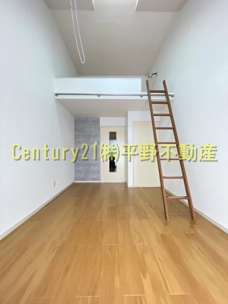 シャトレ隈1(リビング)