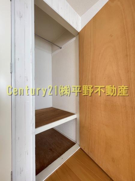 シャトレ隈2(収納)