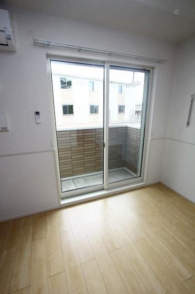 シェルブルー2　B棟