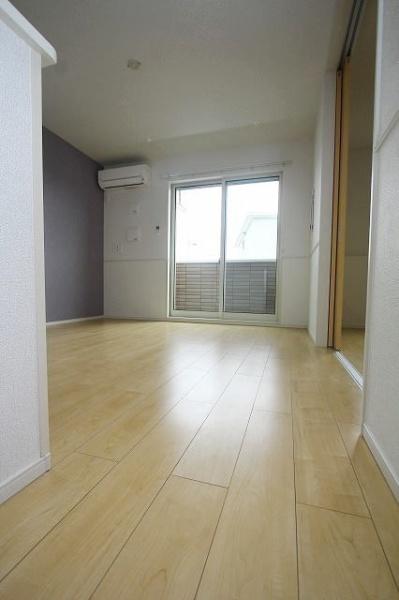 シェルブルー2　B棟