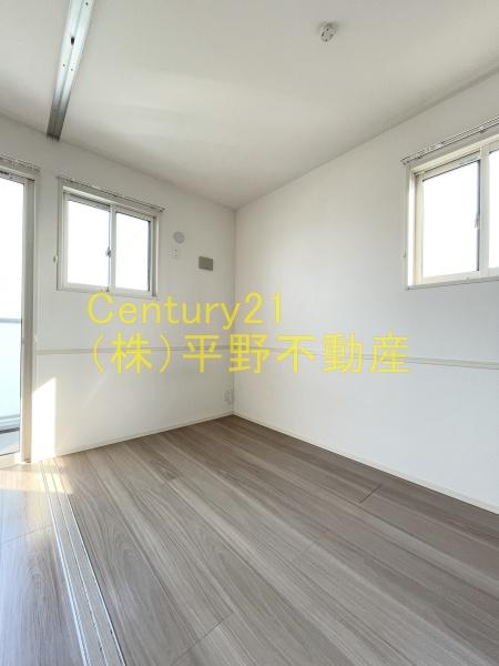 LilyGold（リリーゴールド）