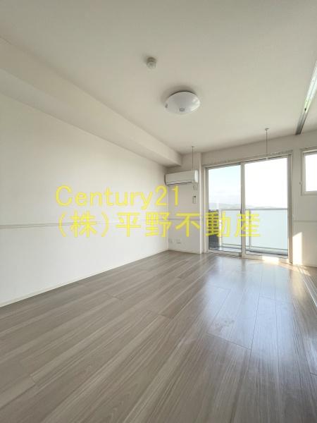 LilyGold（リリーゴールド）