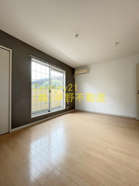 リブレア御井町