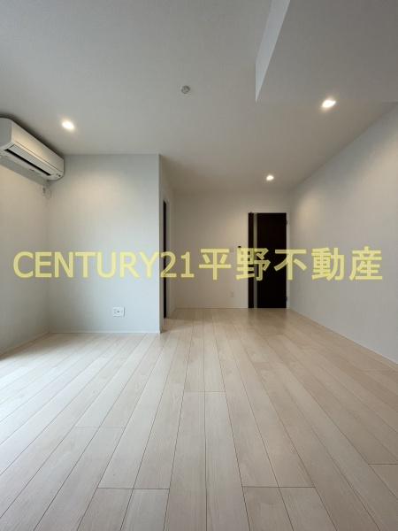 シャンテ・ローズ　イースト