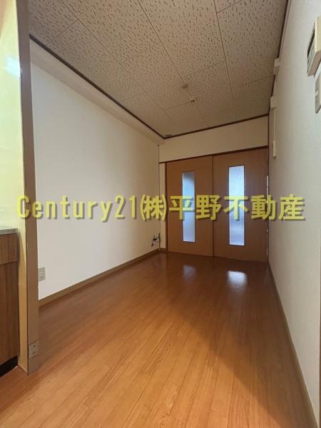 プレジデント御井