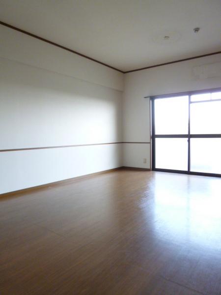 グリーンヒルズ東山2