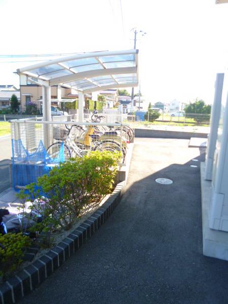 ボヌールK　B棟