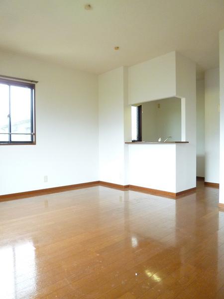 ディアス山川　A棟