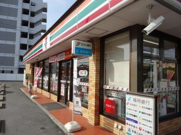 シュトラール(セブンイレブン久留米朝妻店)