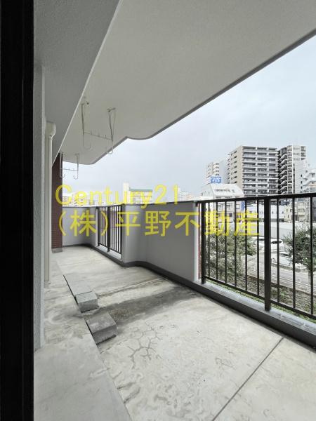 センチュリー中央